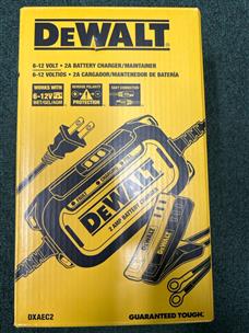 NEW DEWALT BATTERY MAINTAINER PROFESSIONAL 2AMP DXAEC2 Brand